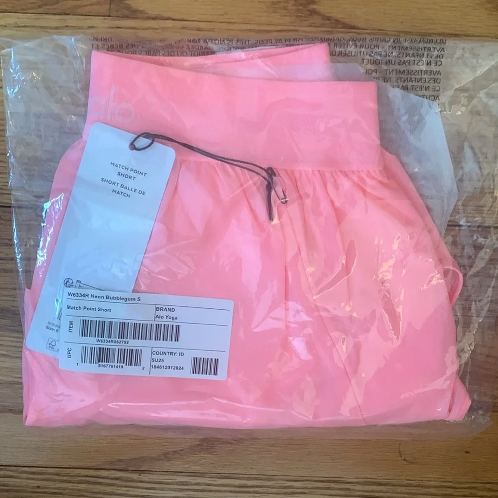 ALO YOGA Bubblegum Pink MATCH POINT SHORTS NWT AUTHENTIC SAME DAY SHIP - Picture 9 of 9